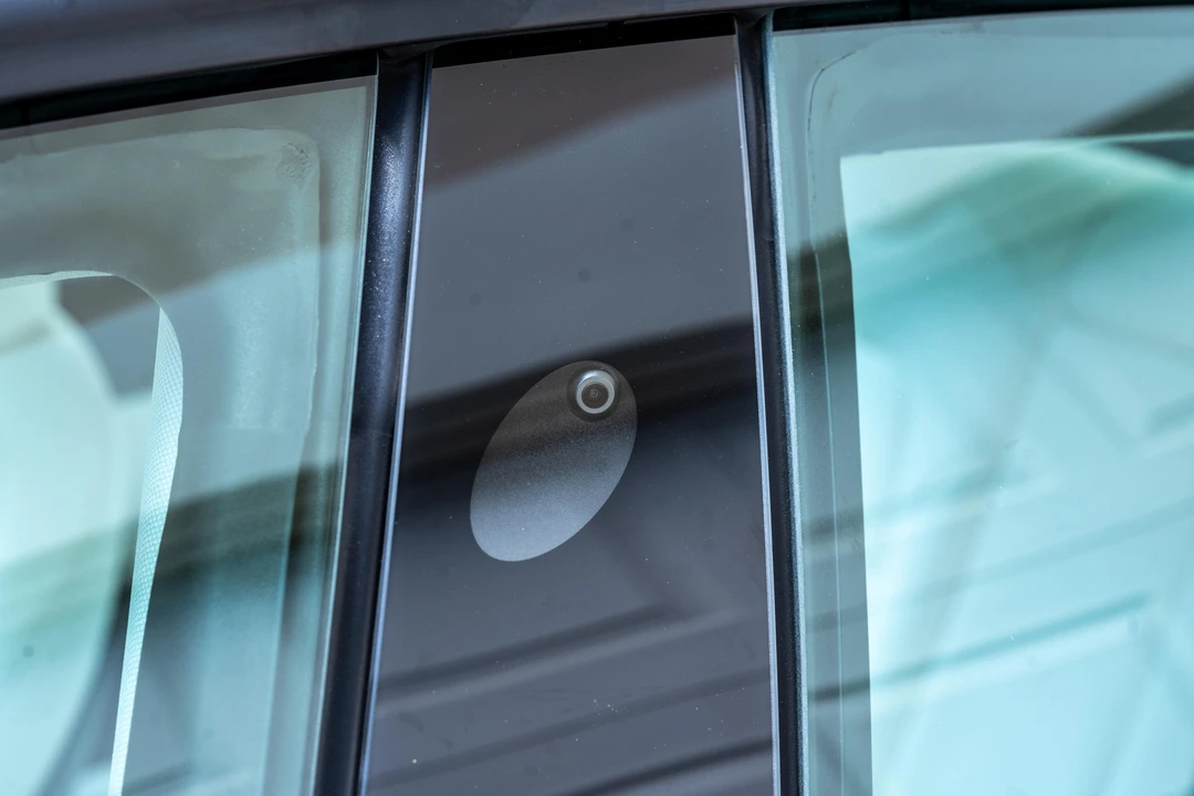 2021 Tesla Model 3 Performance - Image 15 of 31