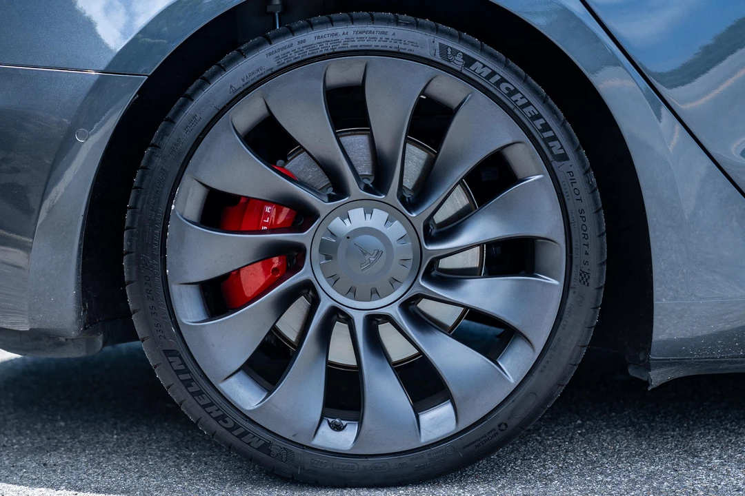 2021 Tesla Model 3 Performance - Image 30 of 31