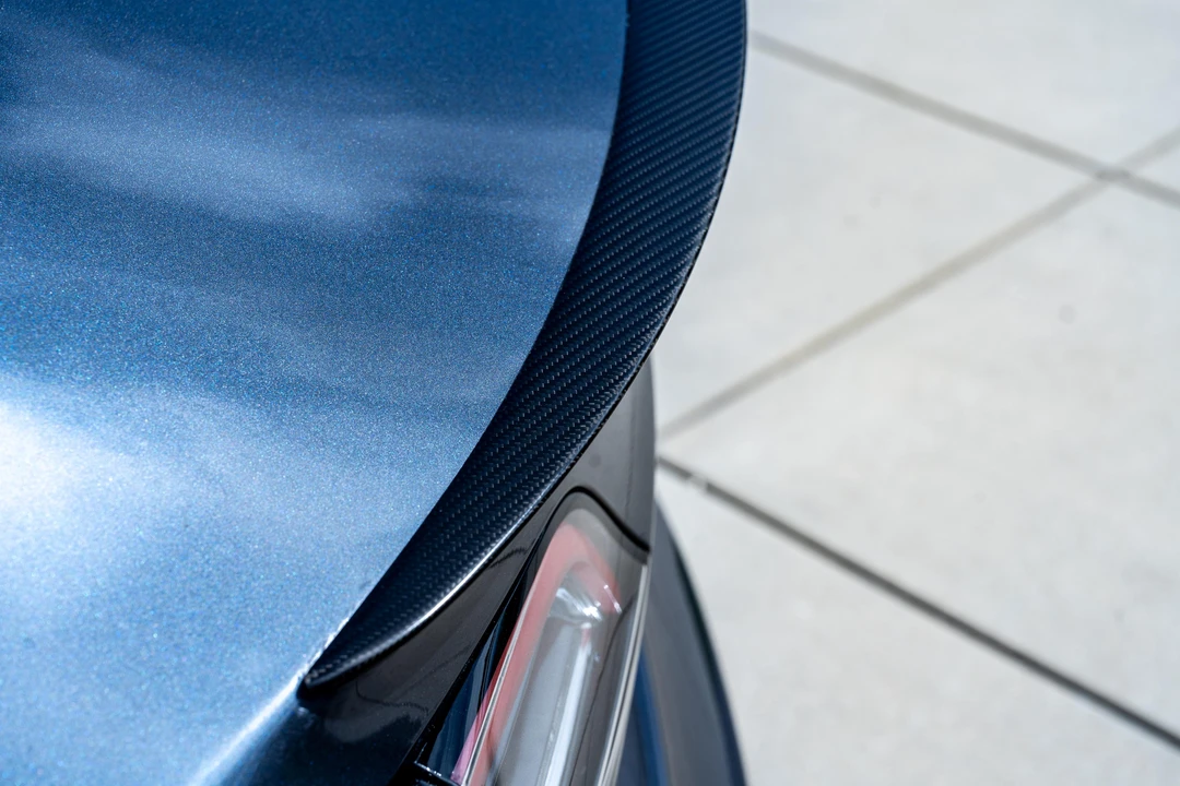 2021 Tesla Model 3 Performance - Image 16 of 31