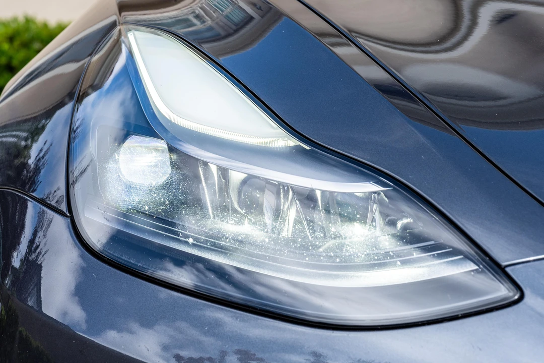 2021 Tesla Model 3 Performance - Image 11 of 31