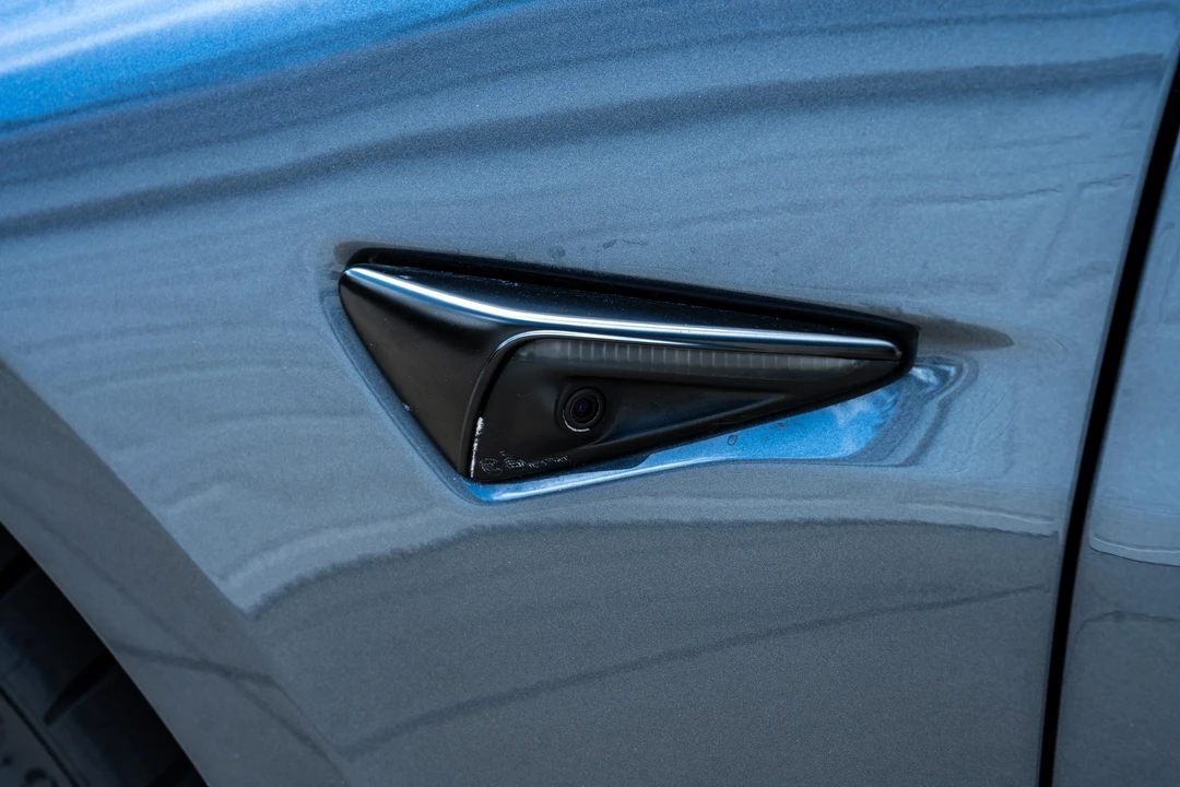 2021 Tesla Model 3 Performance - Image 27 of 31