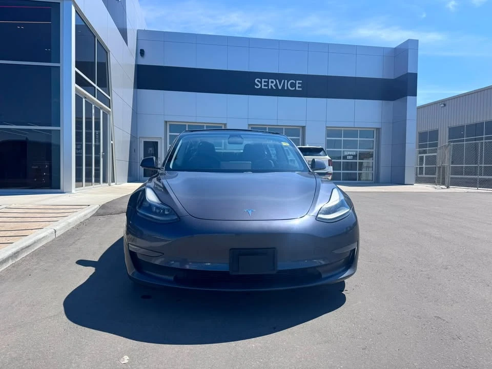 2021 Tesla Model 3 Performance - Image 2 of 11