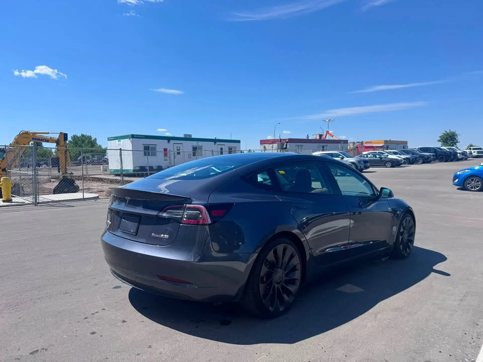 2021 Tesla Model 3 Performance - Image 5 of 11