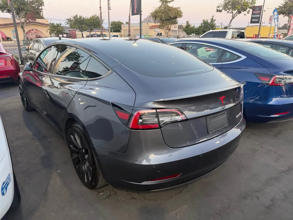 2021 Tesla Model 3 Performance - Image 5 of 6