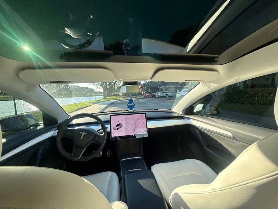 2021 Tesla Model 3 Performance - Image 12 of 12