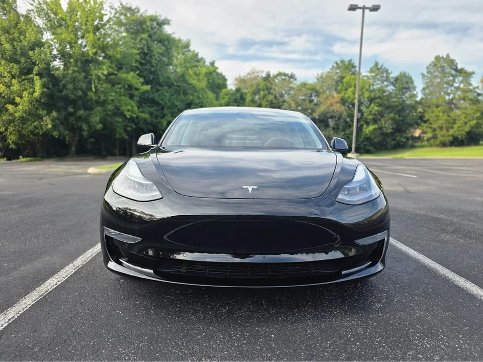 2021 Tesla Model 3 Performance - Image 2 of 15