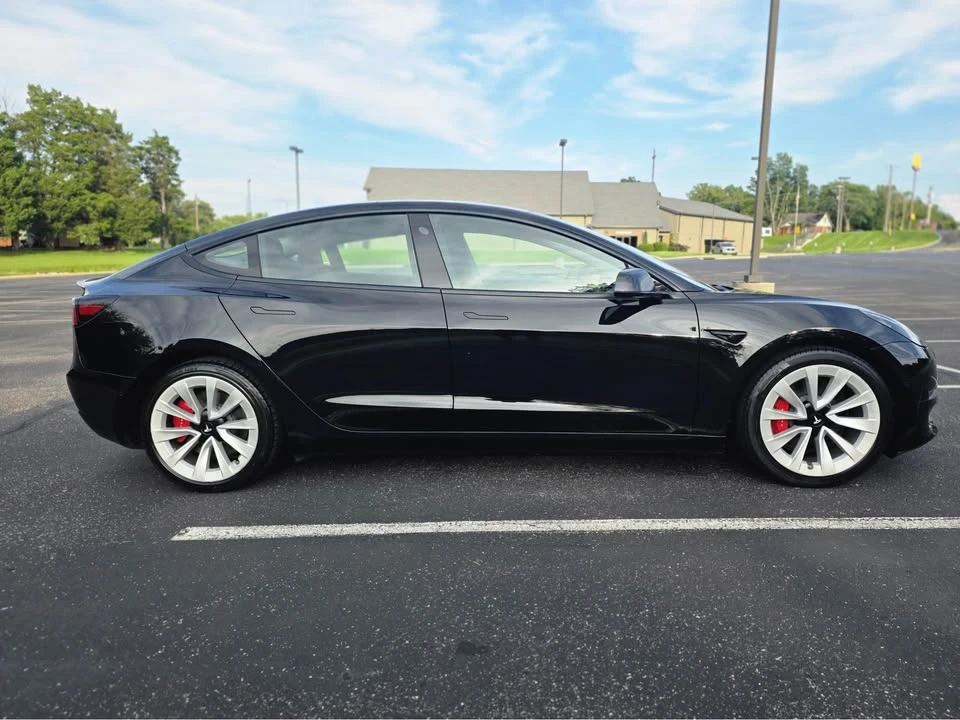 2021 Tesla Model 3 Performance - Image 4 of 15