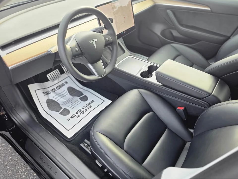 2021 Tesla Model 3 Performance - Image 12 of 15