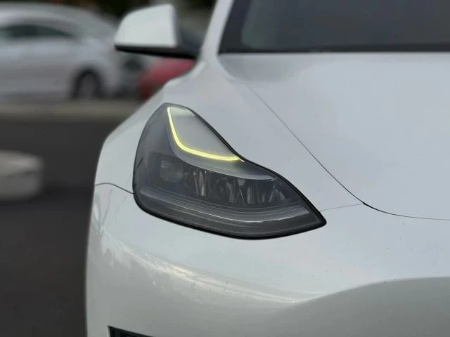 2021 Tesla Model 3 Performance - Image 6 of 12