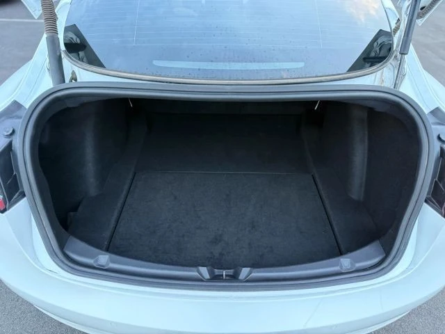 2021 Tesla Model 3 Performance - Image 11 of 12