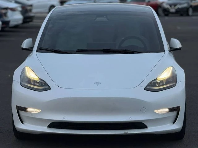 2021 Tesla Model 3 Performance - Image 5 of 12