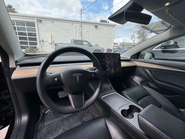 2021 Tesla Model 3 Performance - Image 2 of 8