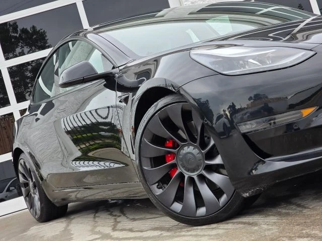 2021 Tesla Model 3 Performance - Image 12 of 21