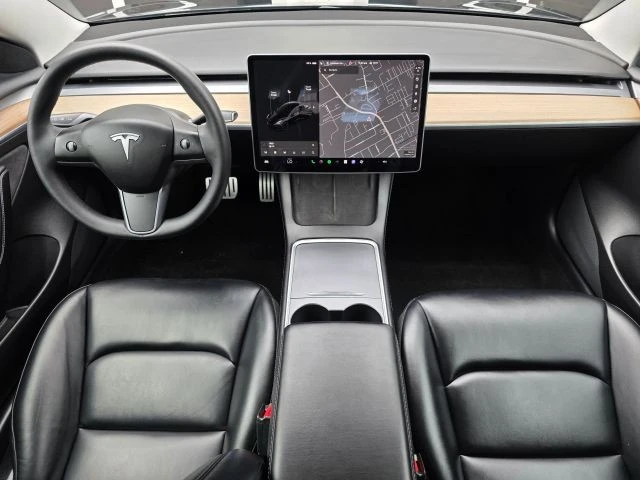 2021 Tesla Model 3 Performance - Image 13 of 21
