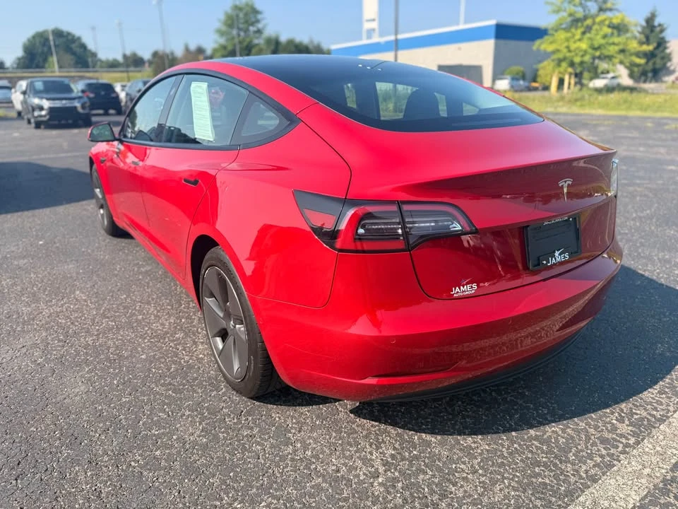2021 Tesla Model 3 - Image 2 of 10