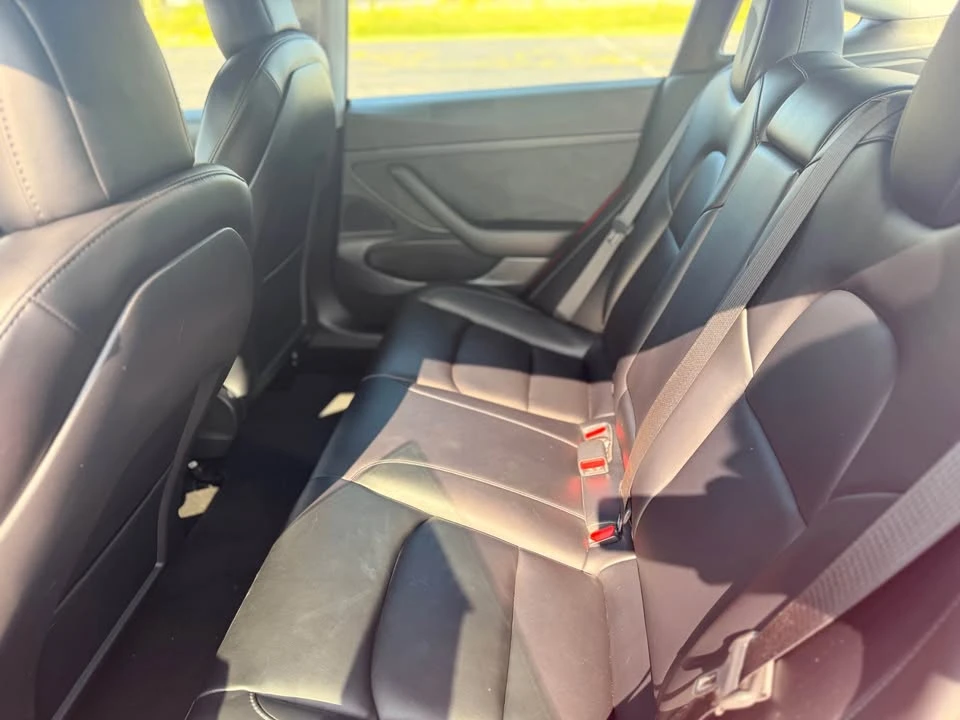 2021 Tesla Model 3 - Image 5 of 10