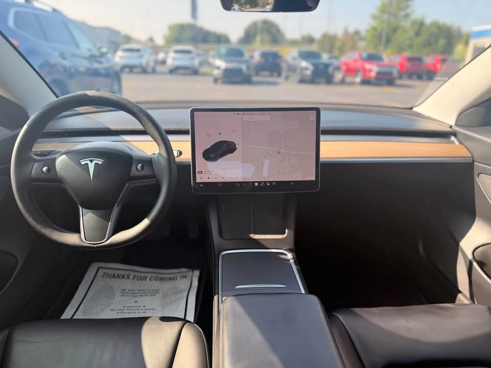 2021 Tesla Model 3 - Image 4 of 10