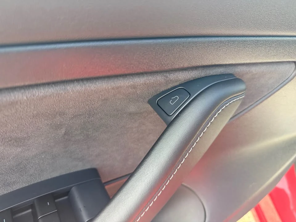 2021 Tesla Model 3 - Image 7 of 10