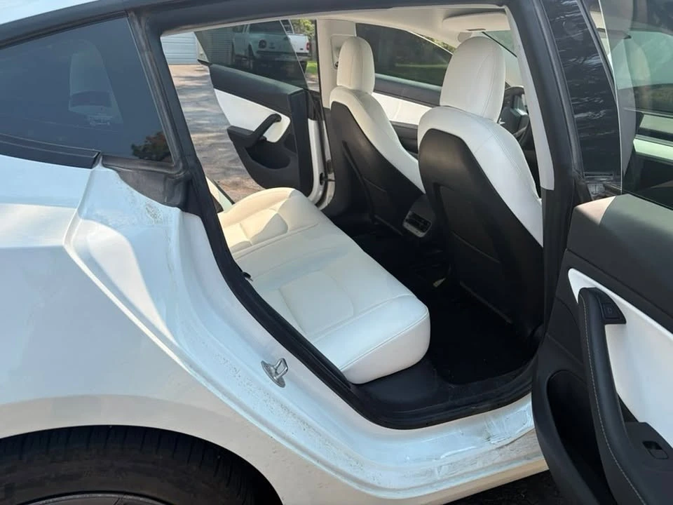 2021 Tesla Model 3 - Image 2 of 12