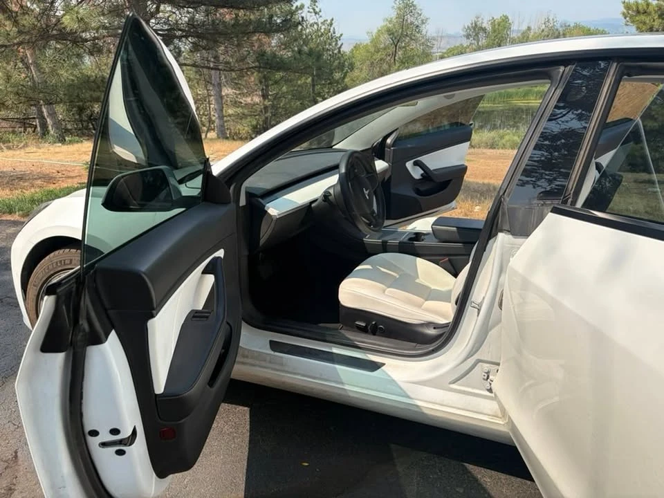 2021 Tesla Model 3 - Image 7 of 12