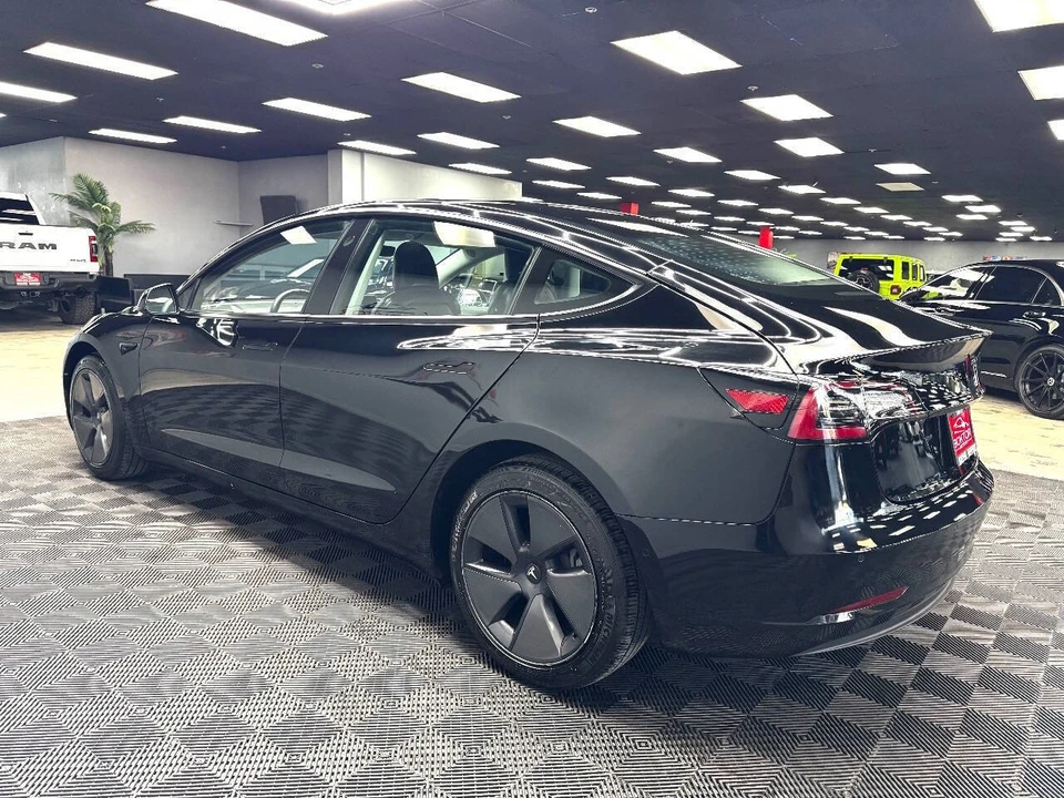 2021 Tesla Model 3 - Image 8 of 21
