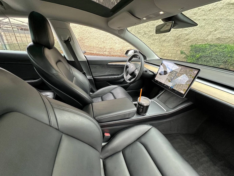 2021 Tesla Model 3 - Image 18 of 21
