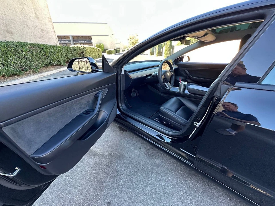 2021 Tesla Model 3 - Image 7 of 10
