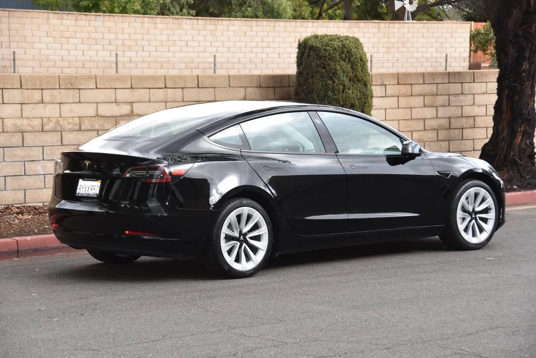 2021 Tesla Model 3 - Image 17 of 21