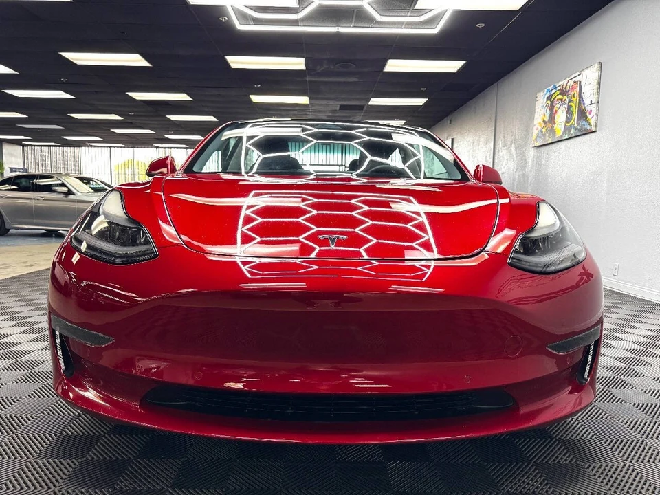 2021 Tesla Model 3 - Image 3 of 12