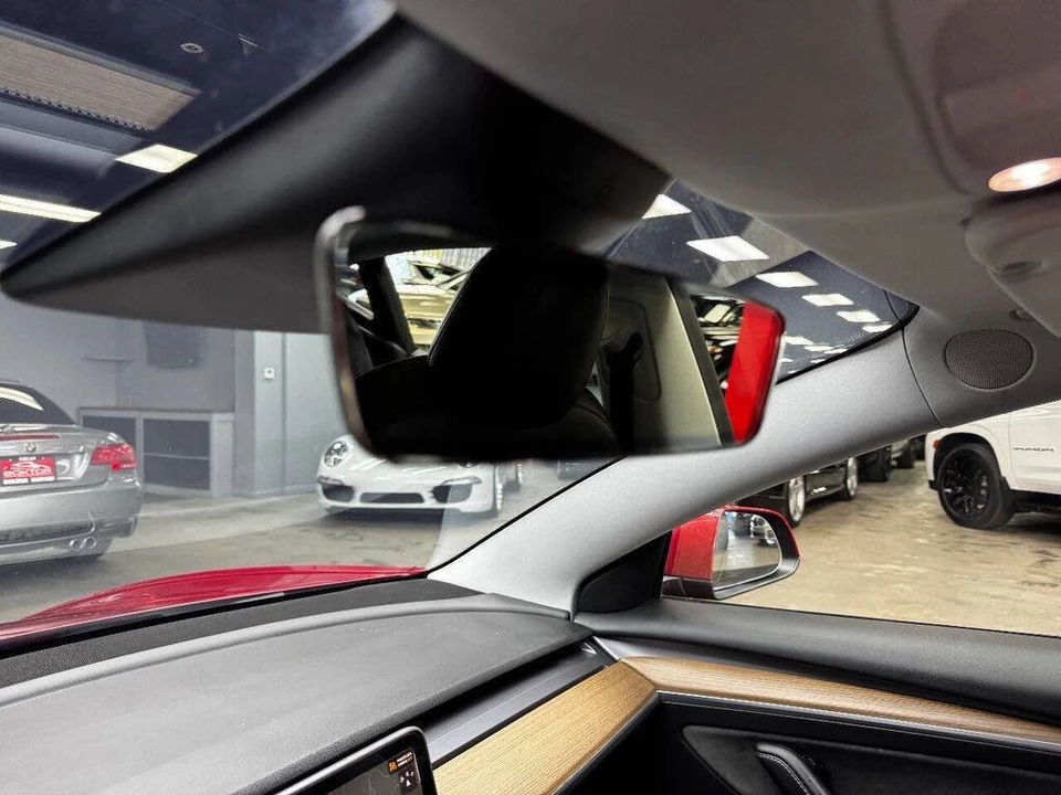 2021 Tesla Model 3 - Image 28 of 31