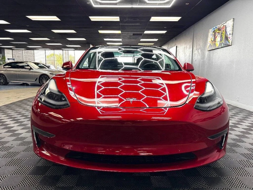 2021 Tesla Model 3 - Image 4 of 31