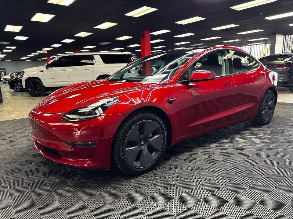 2021 Tesla Model 3 - Image 8 of 31