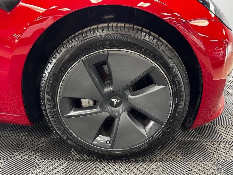 2021 Tesla Model 3 - Image 18 of 31