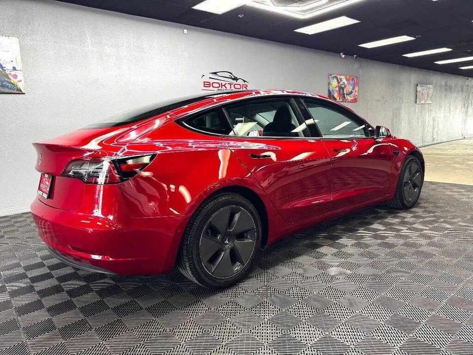 2021 Tesla Model 3 - Image 15 of 31