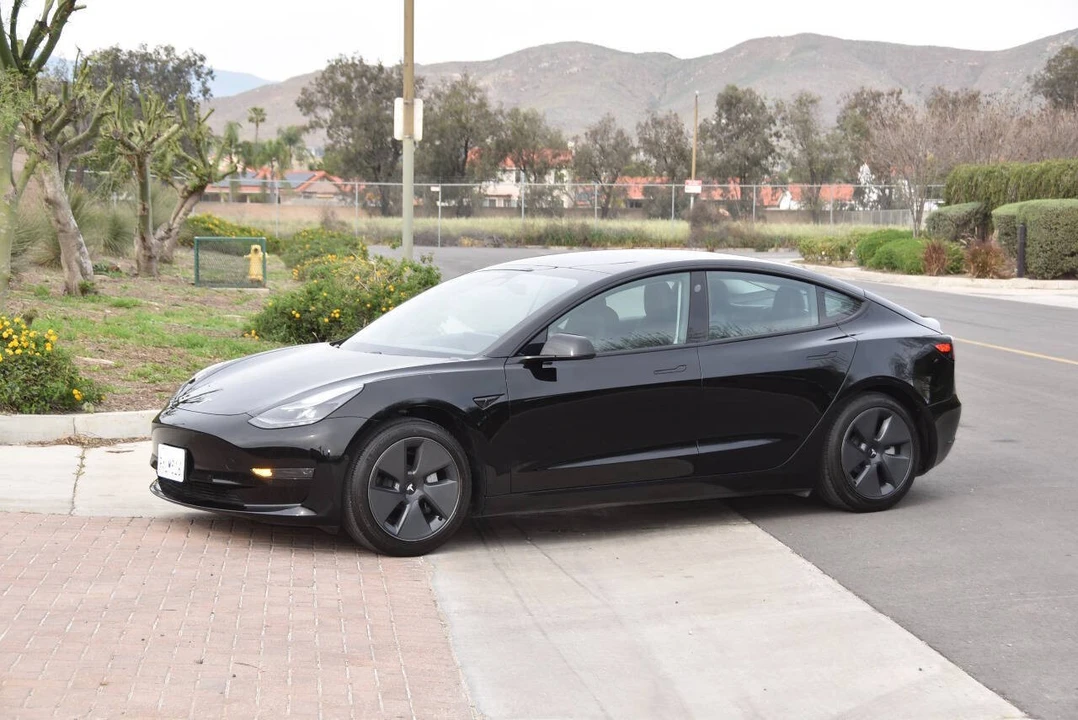 2021 Tesla Model 3 - Image 13 of 21