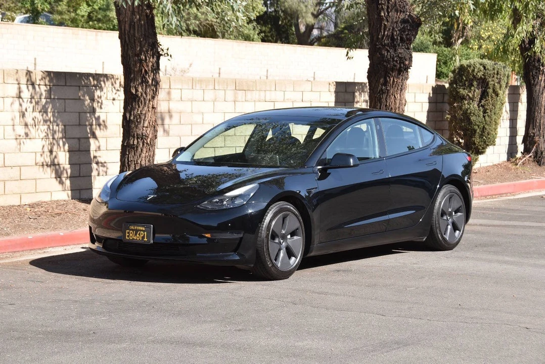 2021 Tesla Model 3 - Image 6 of 12