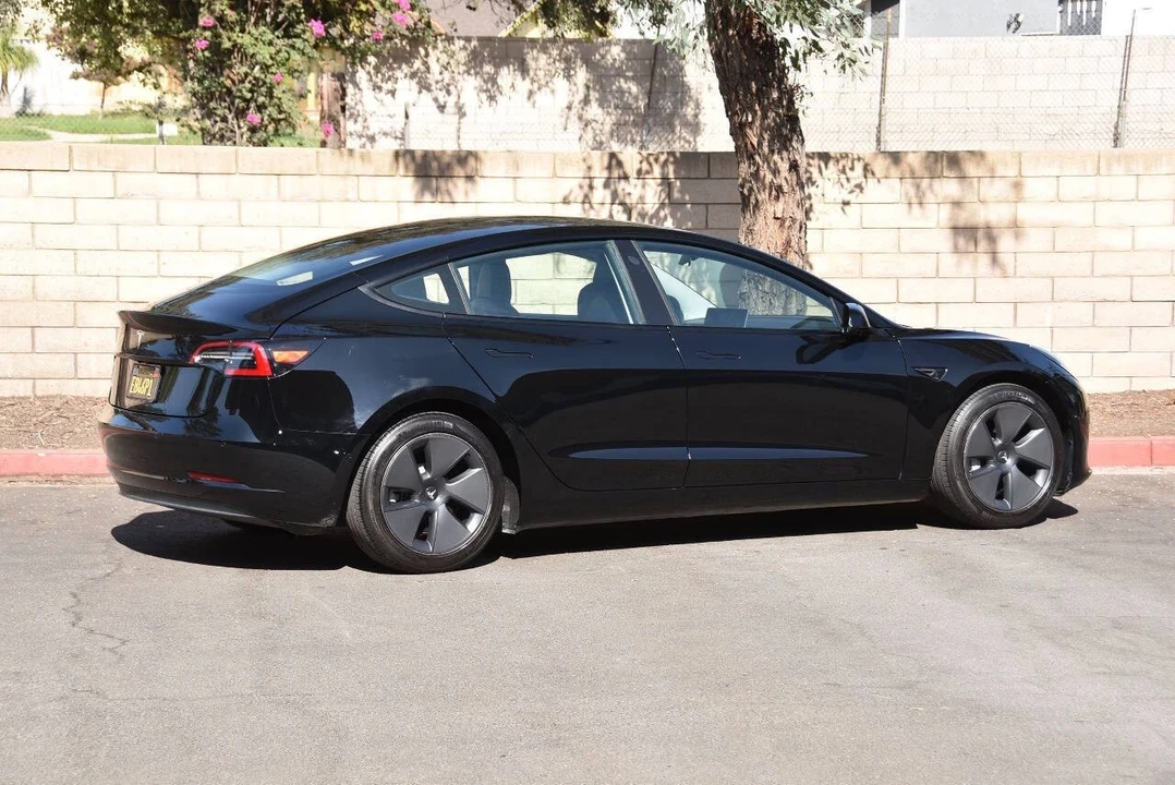 2021 Tesla Model 3 - Image 10 of 12
