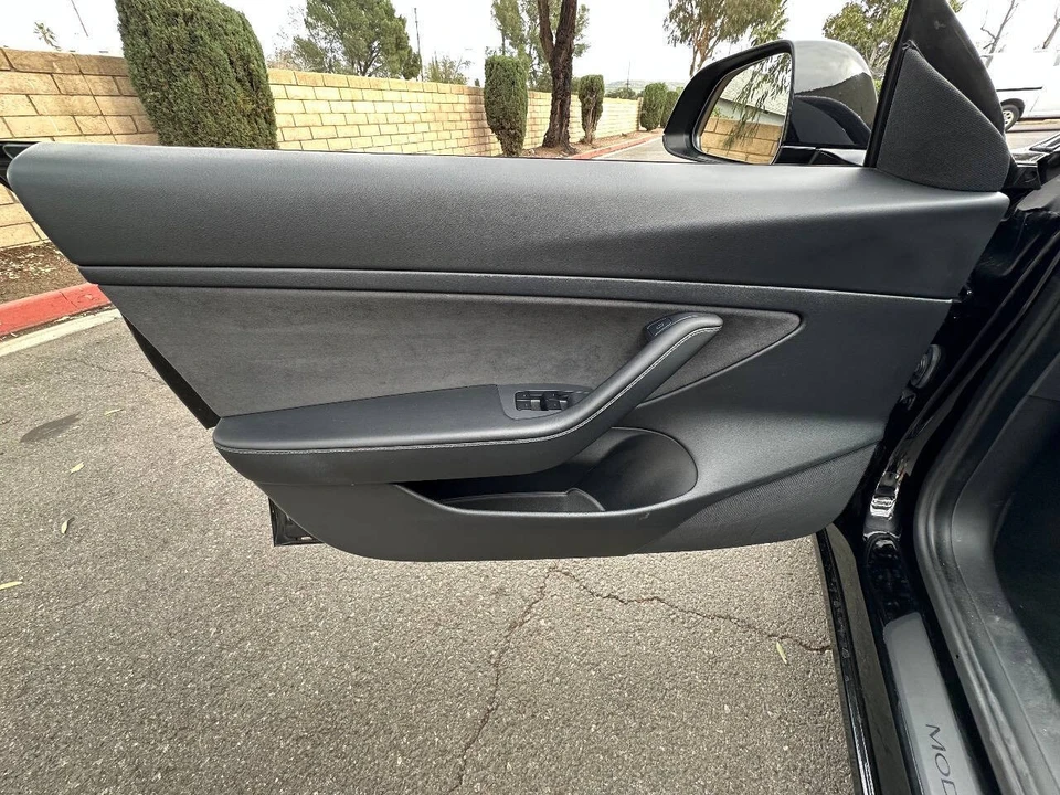 2021 Tesla Model 3 - Image 28 of 31