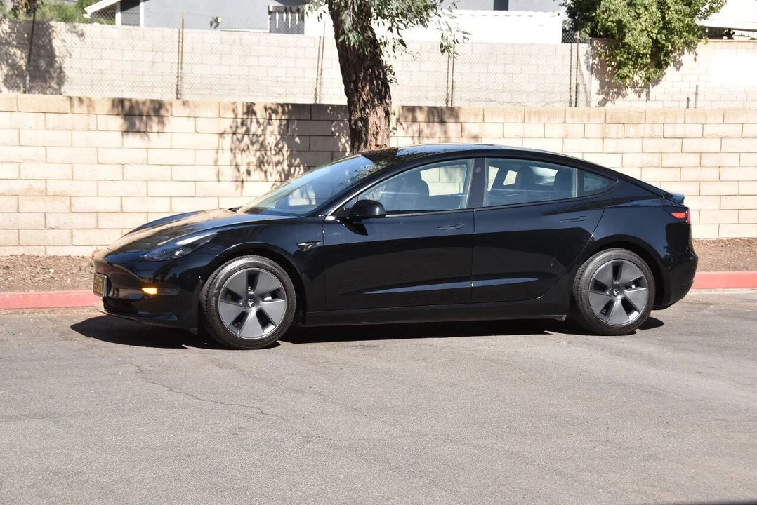 2021 Tesla Model 3 - Image 7 of 12