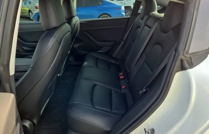 2021 Tesla Model 3 - Image 10 of 10