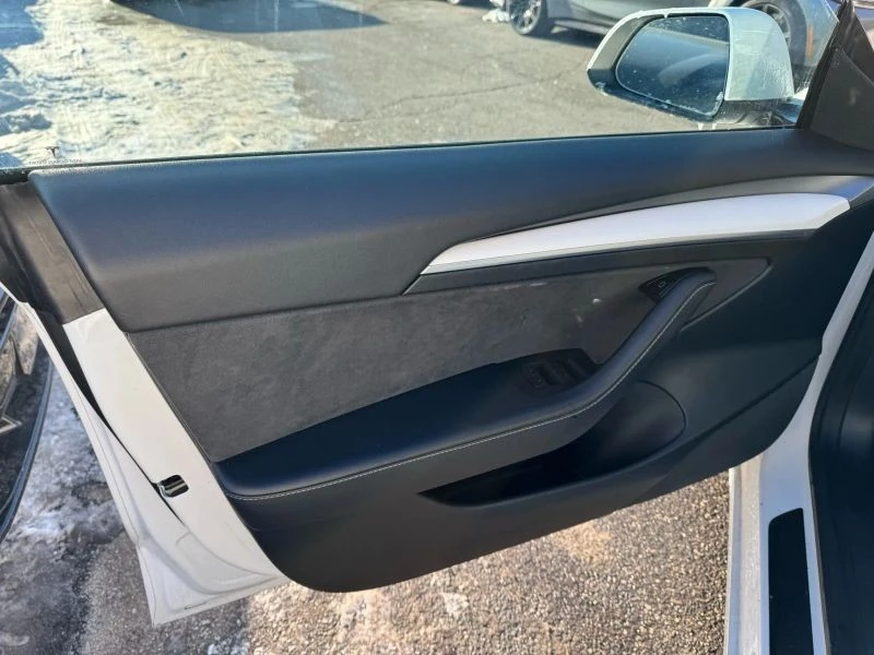 2021 Tesla Model 3 - Image 8 of 12