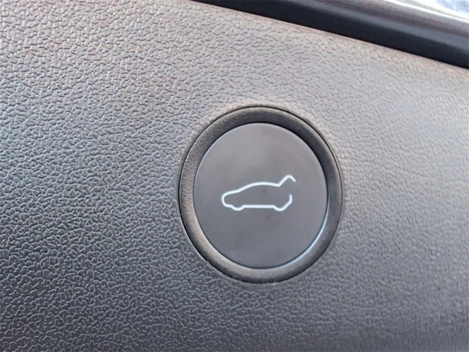 2021 Tesla Model 3 - Image 11 of 12