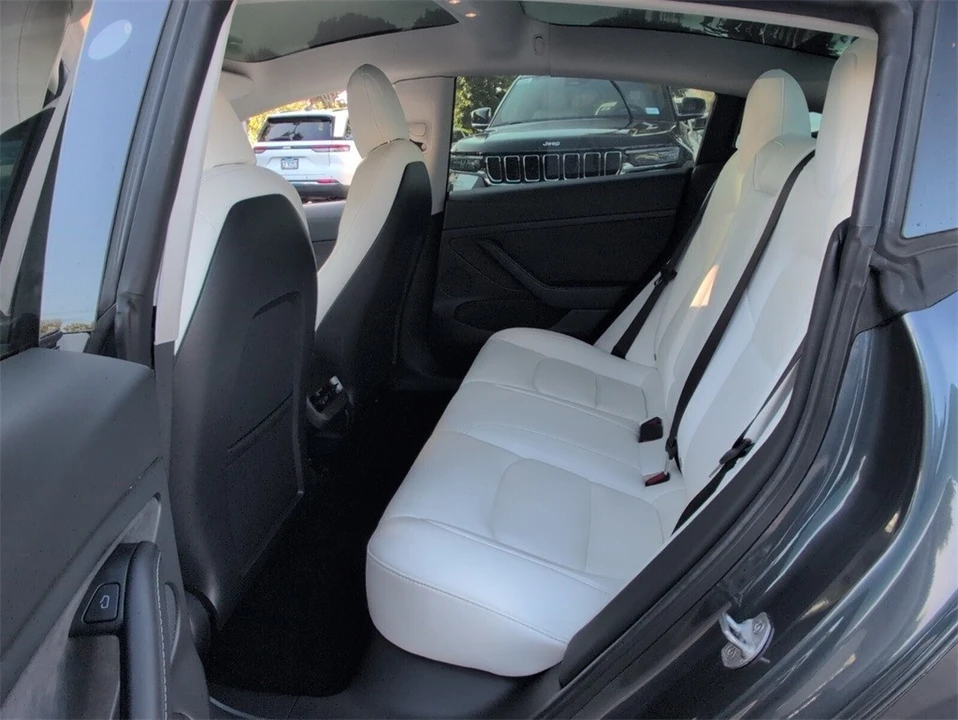 2021 Tesla Model 3 - Image 7 of 12