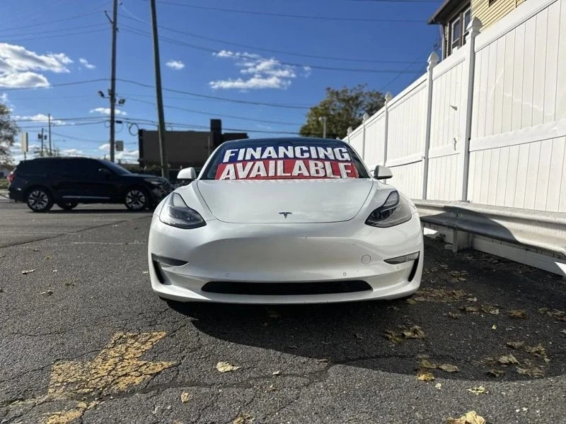2021 Tesla Model 3 - Image 2 of 12