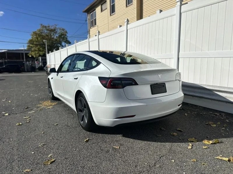 2021 Tesla Model 3 - Image 5 of 12