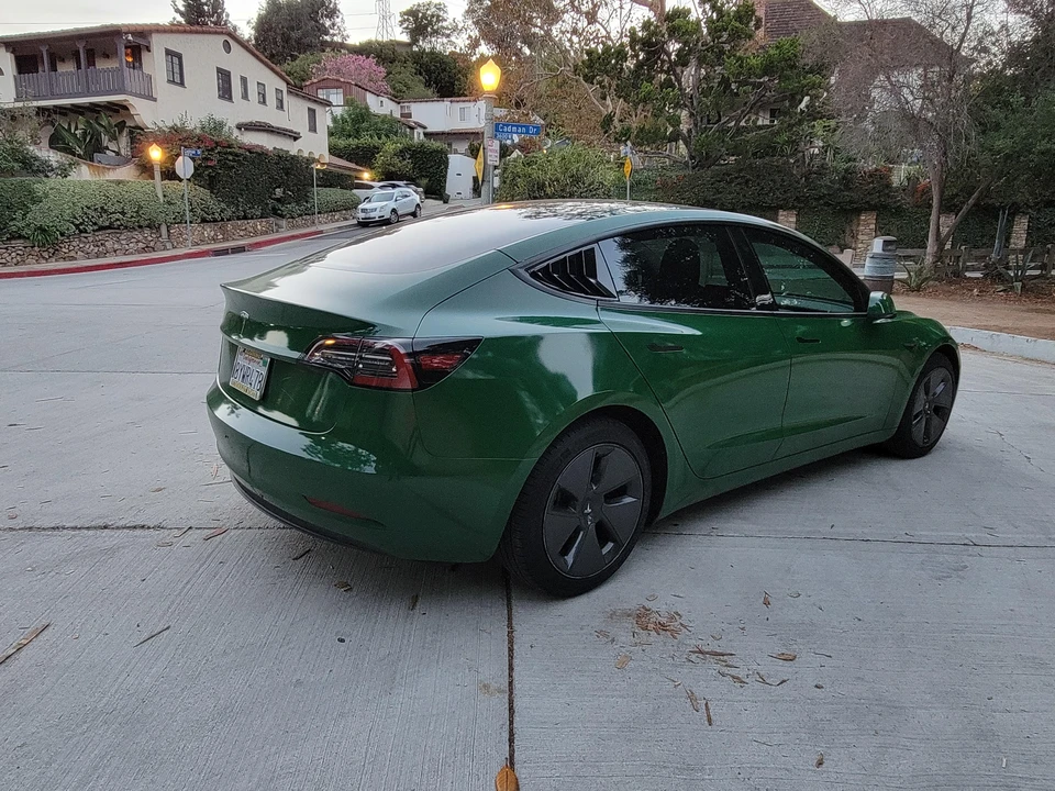 2021 Tesla Model 3 - Image 16 of 31