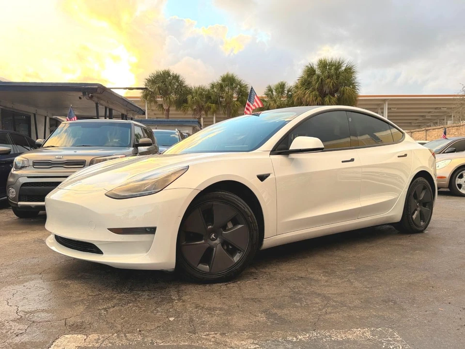 2021 Tesla Model 3 - Image 6 of 21