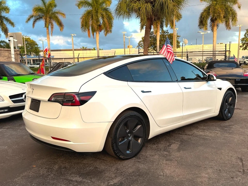 2021 Tesla Model 3 - Image 16 of 21