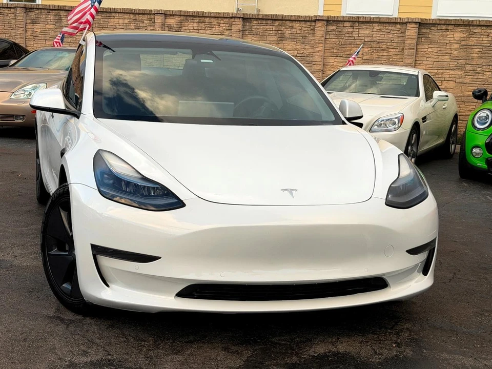 2021 Tesla Model 3 - Image 3 of 21
