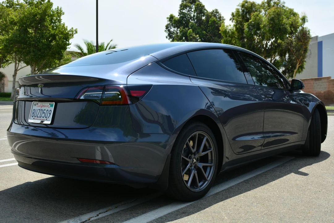 2021 Tesla Model 3 - Image 5 of 31